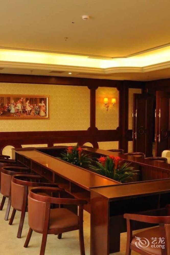 Vienna Hotel Sh Fengxian Nanqiao Jinhai Road Šanghaj Exteriér fotografie